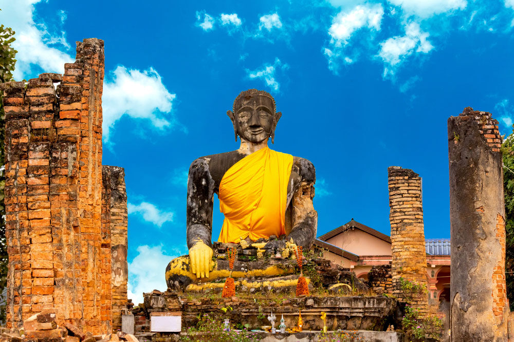 Embrace the vibrant energy of Xieng Khouang’s cultural heritage